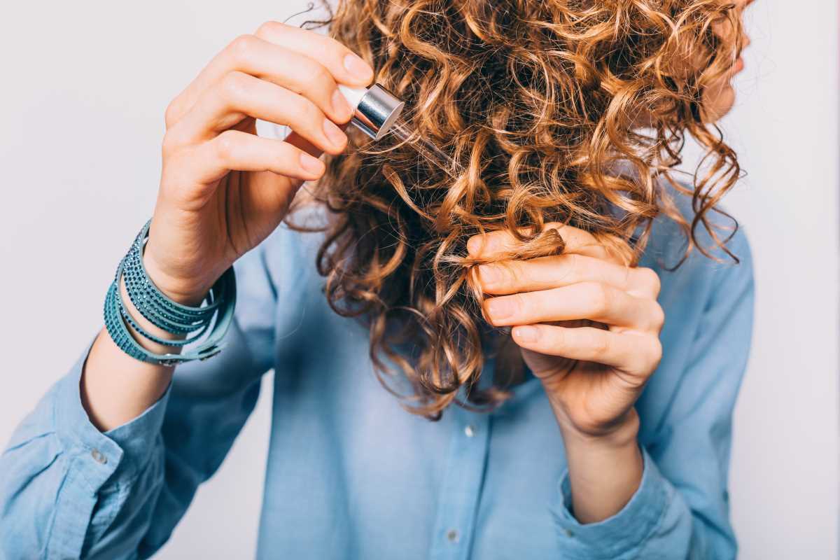 Heatless Curls Make a Comeback in 2025: The Best Techniques for Every Hair Type